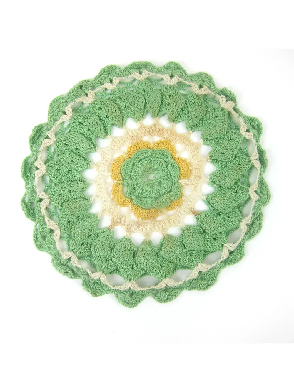 Vintage Rose Hot Plate Doily Green Flowers Yellow Cream 8